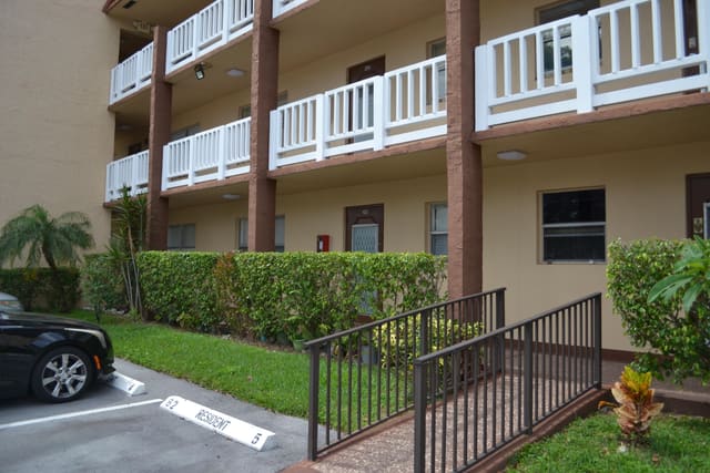 8901 Sunrise Lakes Boulevard 103, sold in Sunrise Lakes 82 Condo, Sunrise, FL