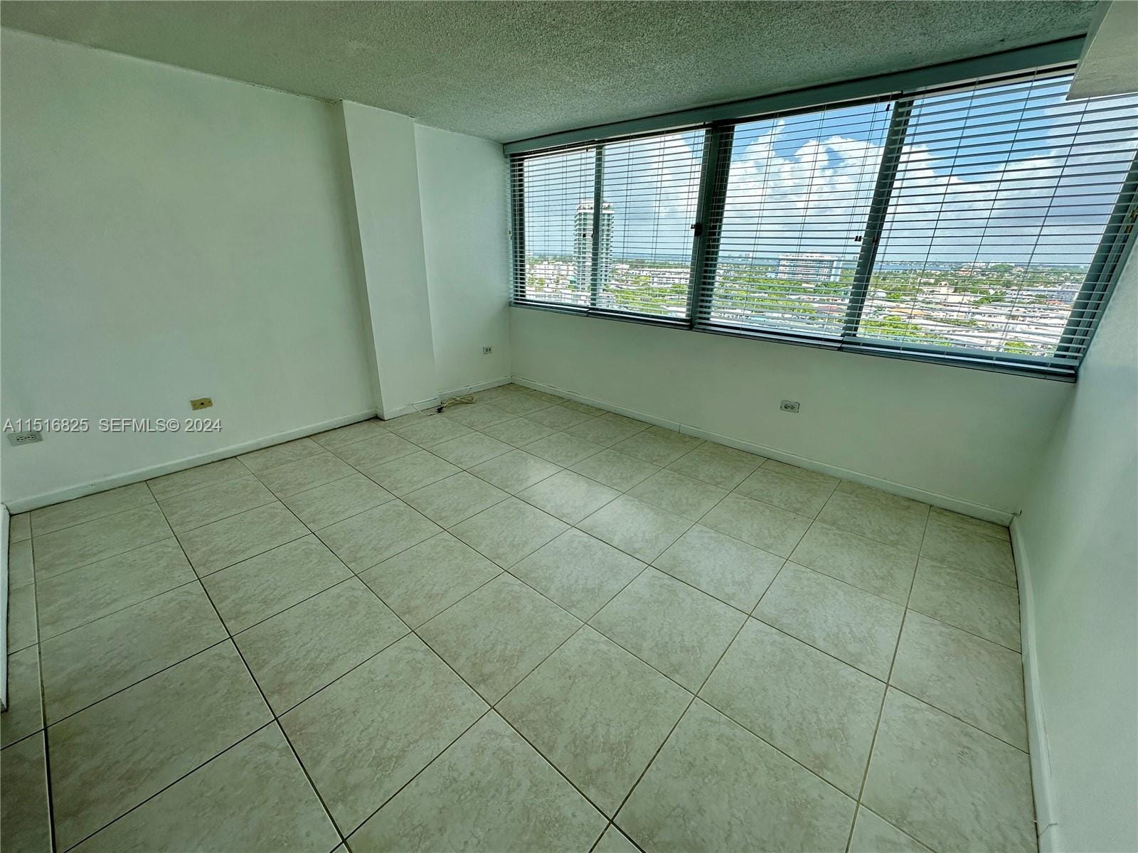7135 Collins Avenue 1721, Miami Beach, FL 33141 photo 20