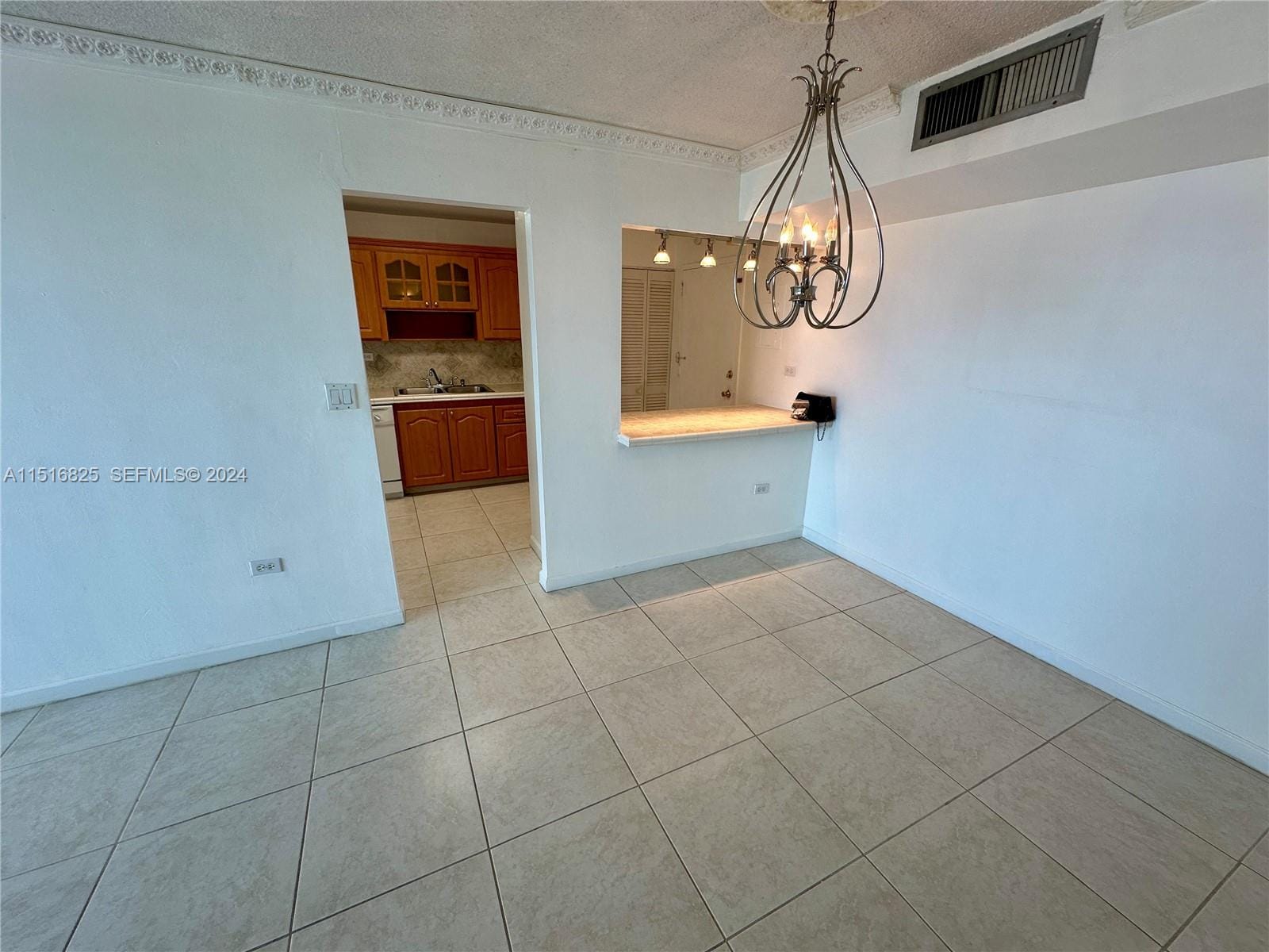 7135 Collins Avenue 1721, Miami Beach, FL 33141 photo 8