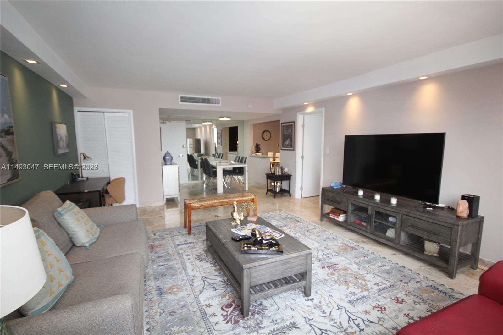 5161 Collins Avenue 1610 — photo 5