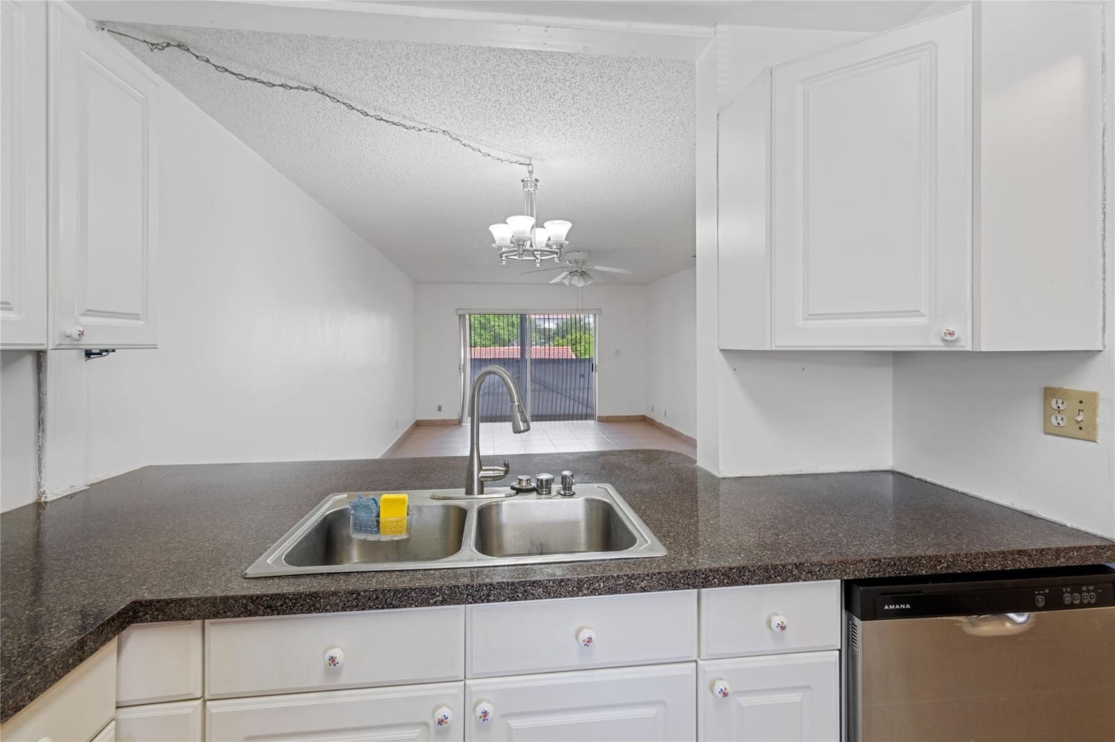 3250 NW 85th Avenue 16 — photo 4