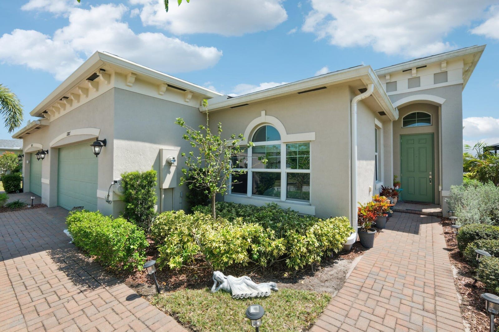12887 SW Lake Fern Circle, Port St. Lucie, FL 34987
