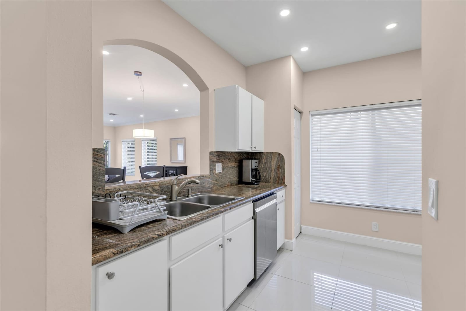 1245 SW 48th Terrace — photo 5