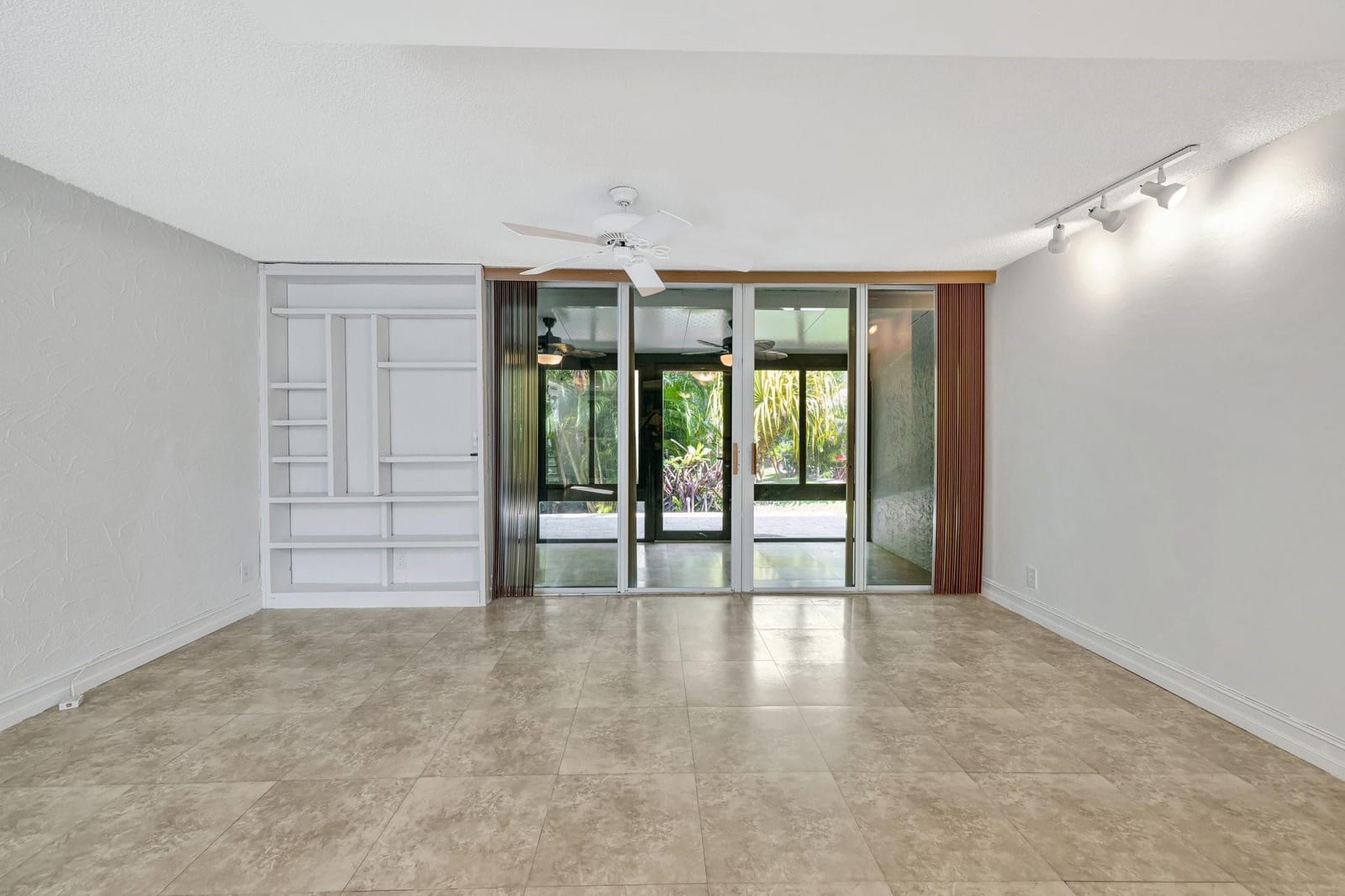2017 N Dixie Highway, Wilton Manors, FL 33305 photo 2