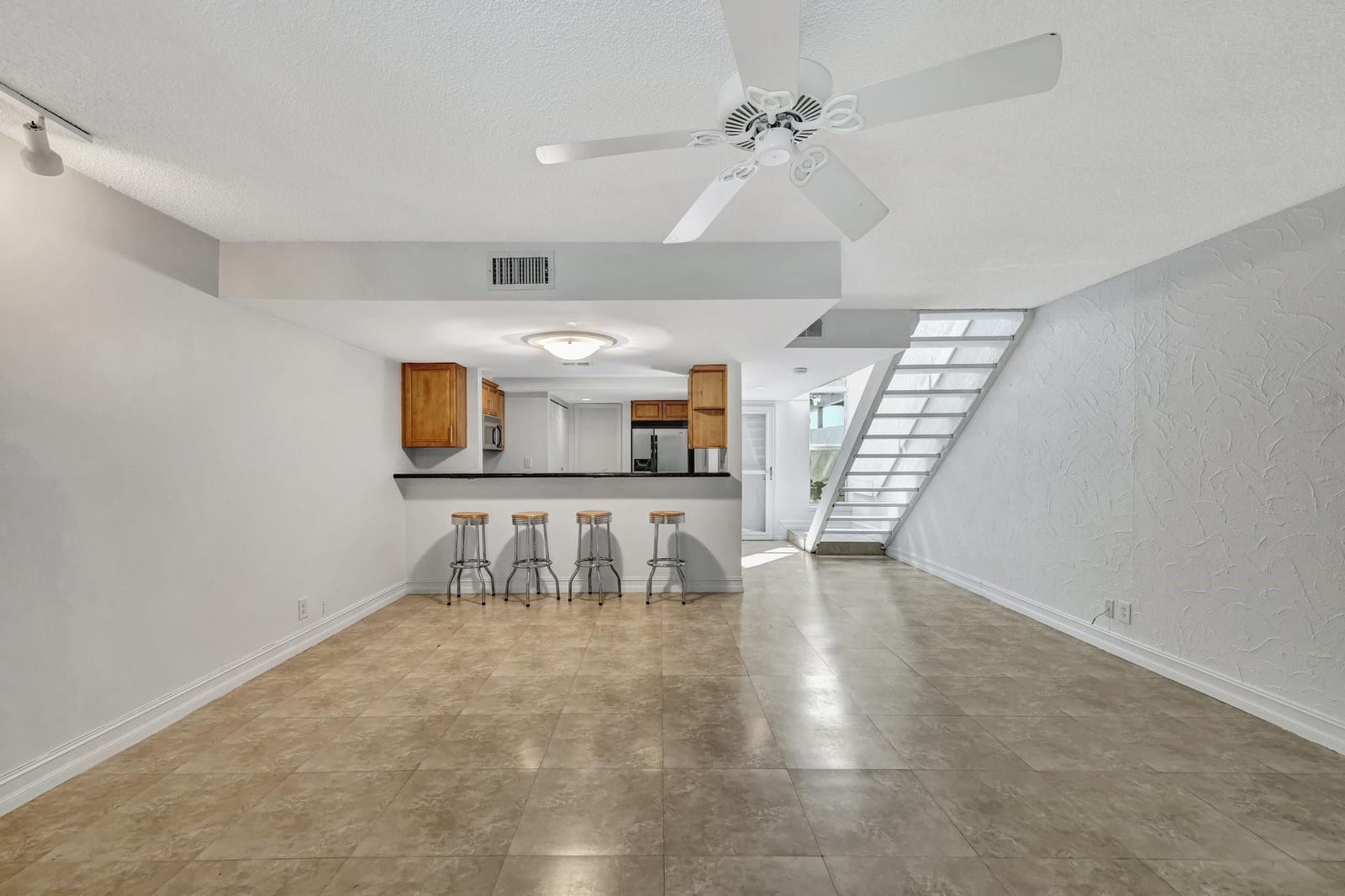 2017 N Dixie Highway, Wilton Manors, FL 33305 photo 22