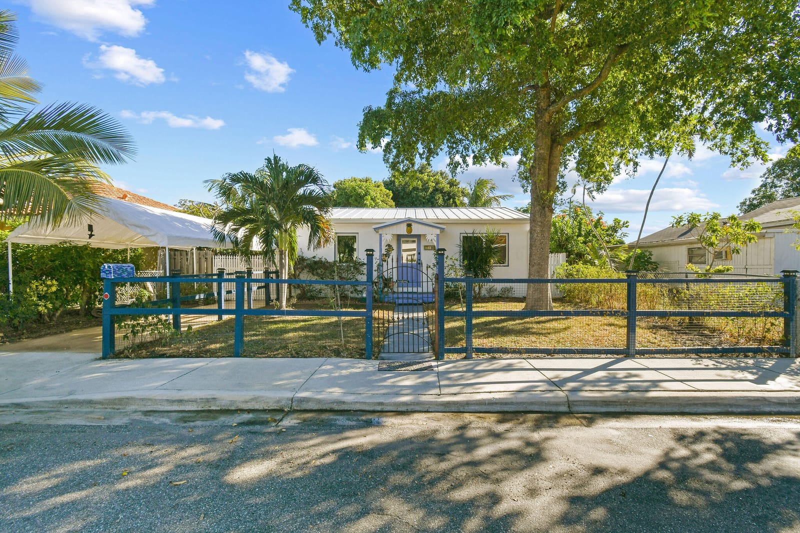 726 N E Street, Lake Worth Beach, FL 33460