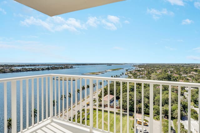 1801 S Flagler Drive Ph 1, West Palm Beach, FL 33401