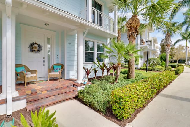 1227 N Community Drive, sold in Windsor Park AT Abacoa, Jupiter, FL