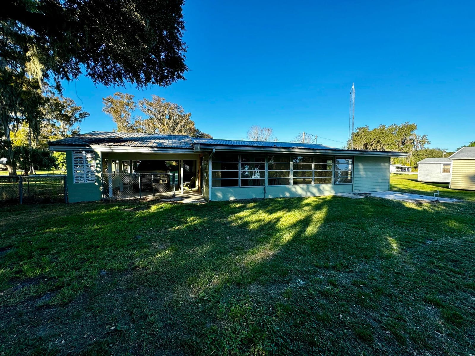 2025 Lake Boulevard, Lorida, FL 33857 photo 11