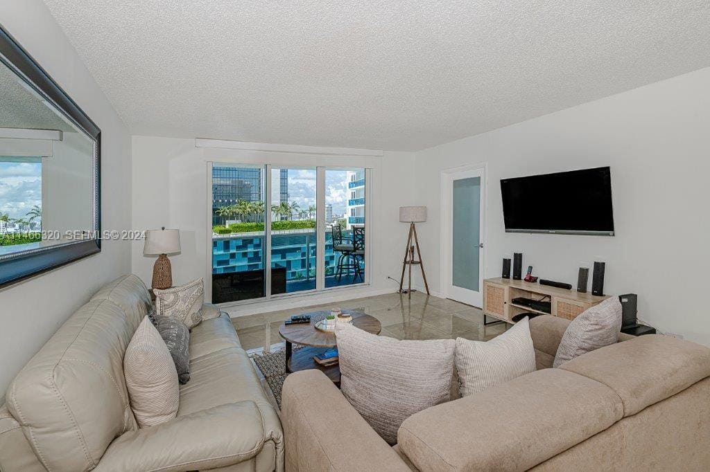 2301 Collins Avenue 803 — photo 7