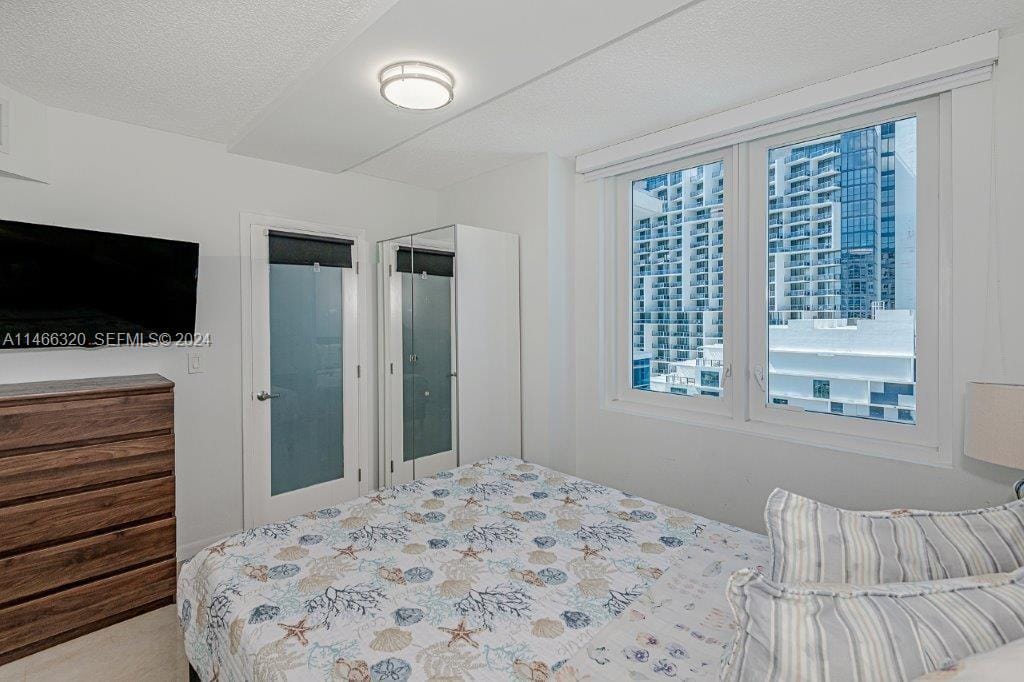 2301 Collins Avenue 803 — photo 10