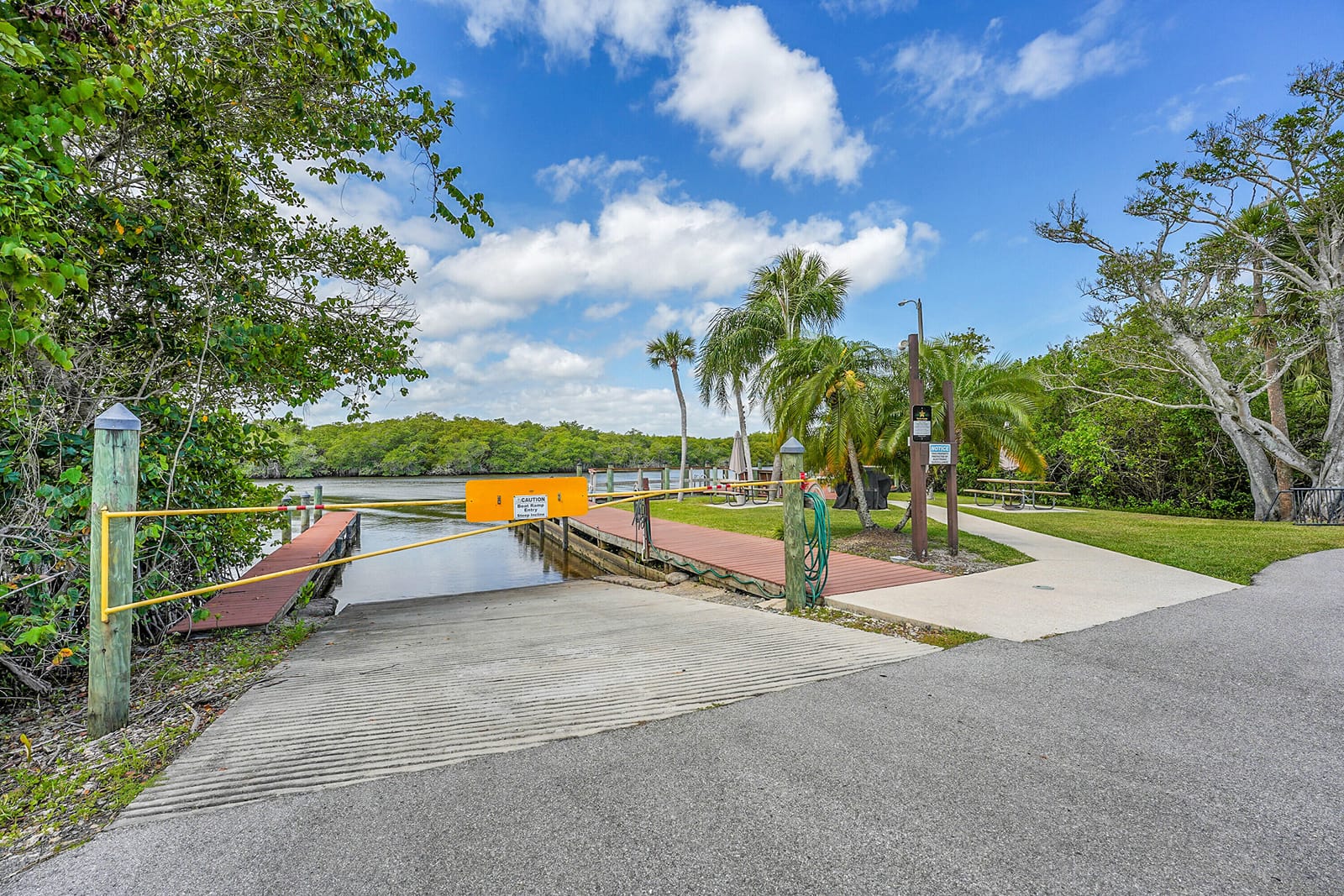361 SW South River Drive 103, Stuart, FL 34997 photo 2
