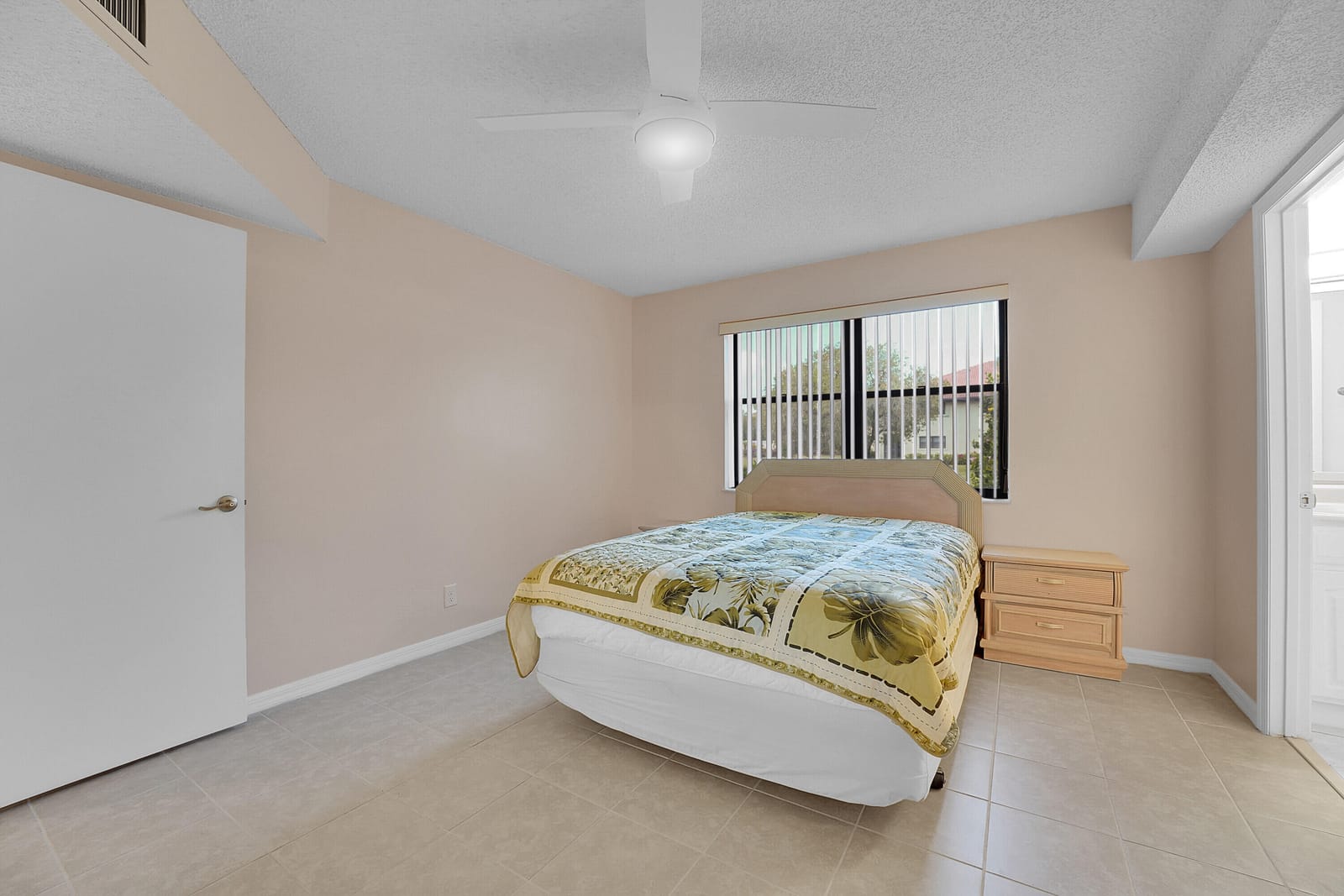 361 SW South River Drive 103, Stuart, FL 34997 photo 18