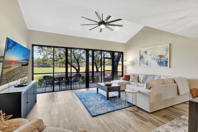 295 Old Meadow Way, sold in Pga Patio Homes, Palm Beach Gardens, FL