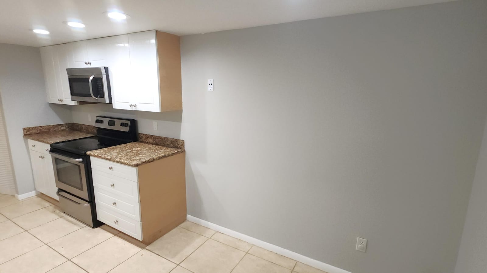 820 Lavers Circle G104 — photo 11
