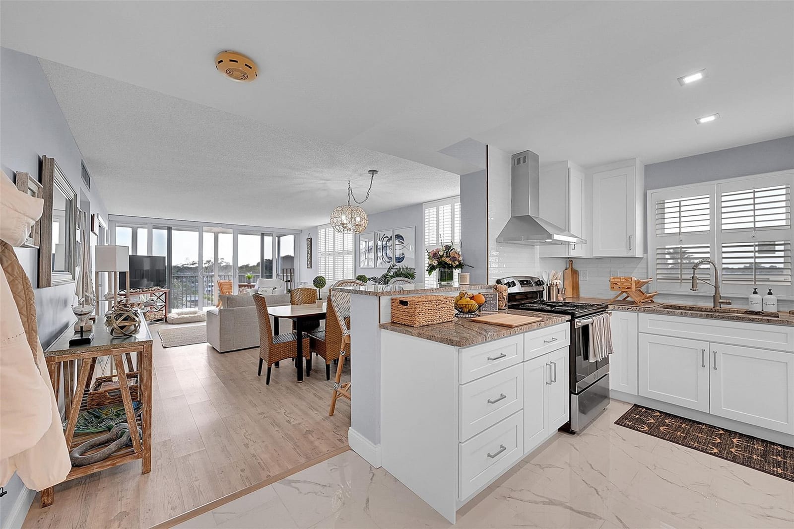 1 Harbourside Drive 4-607, Delray Beach, FL 33483 photo 2