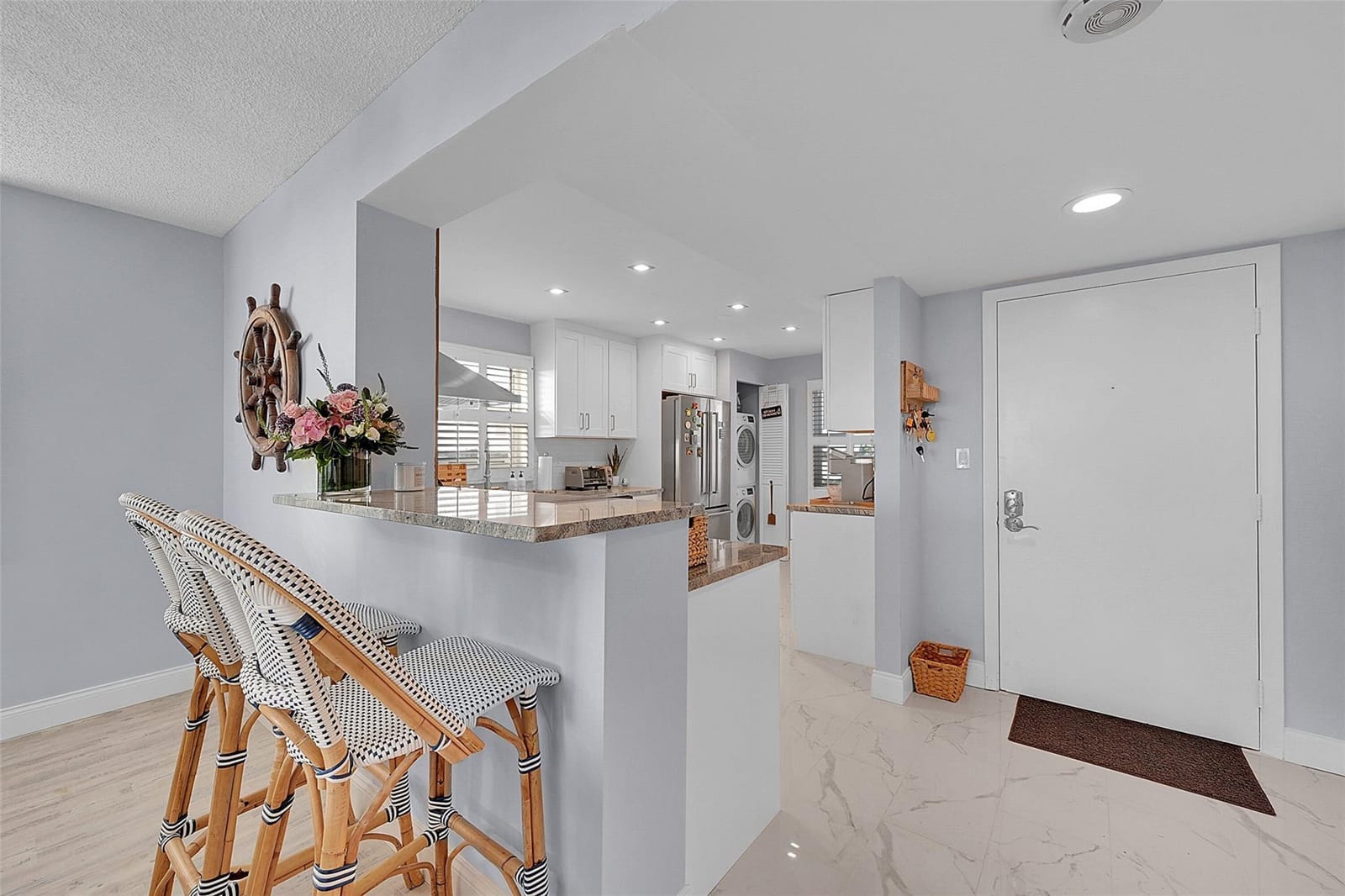 1 Harbourside Drive 4-607, Delray Beach, FL 33483 photo 3