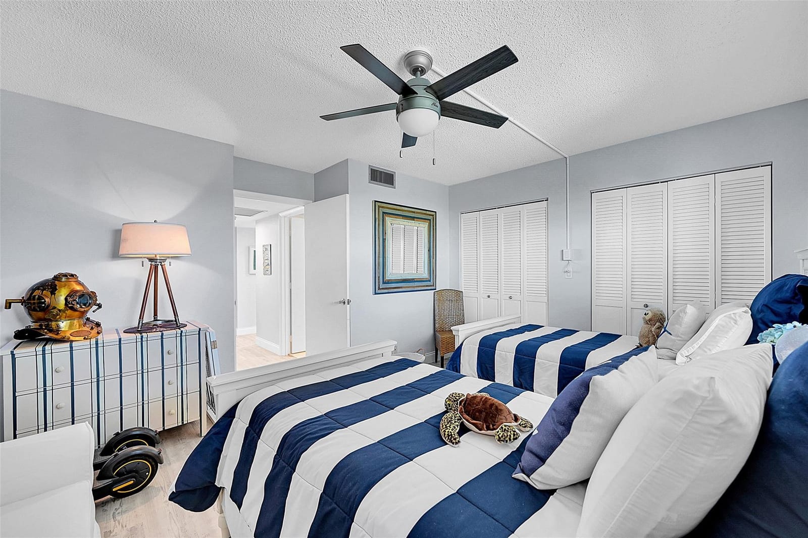 1 Harbourside Drive 4-607, Delray Beach, FL 33483 photo 25