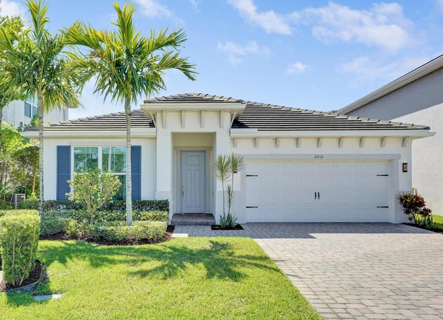 4914 SW Montclair Drive, Stuart, FL 34997