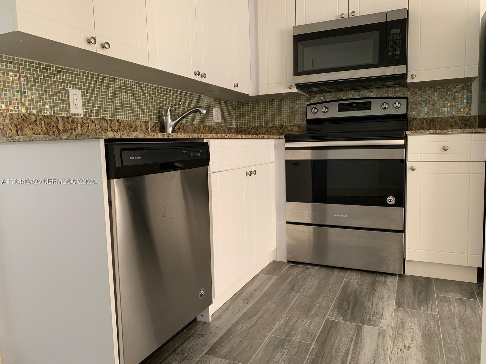 2500 NE 192nd Street, Miami, FL 33180 photo 14
