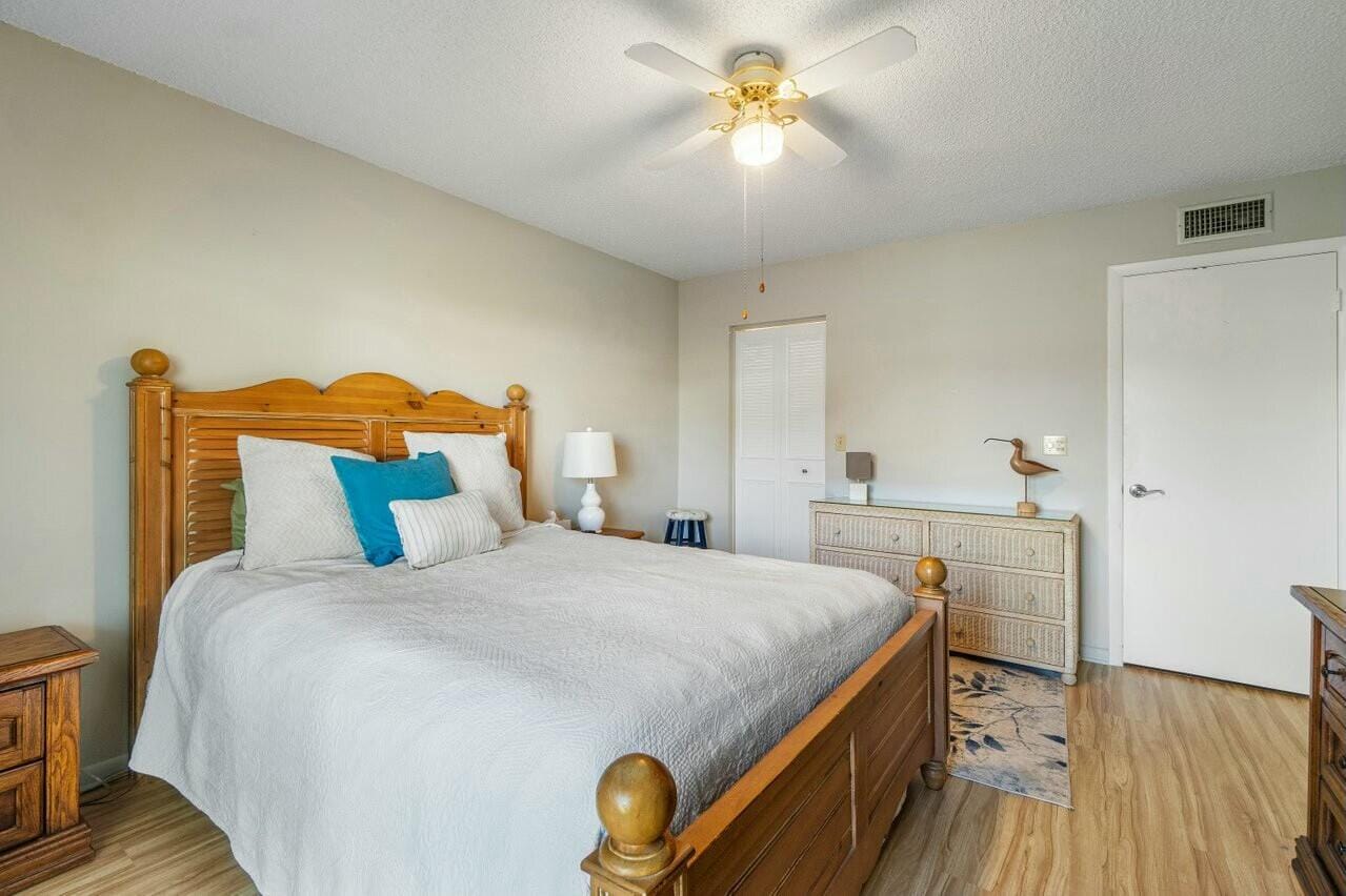 18081 SE Country Club Drive 43 — photo 11