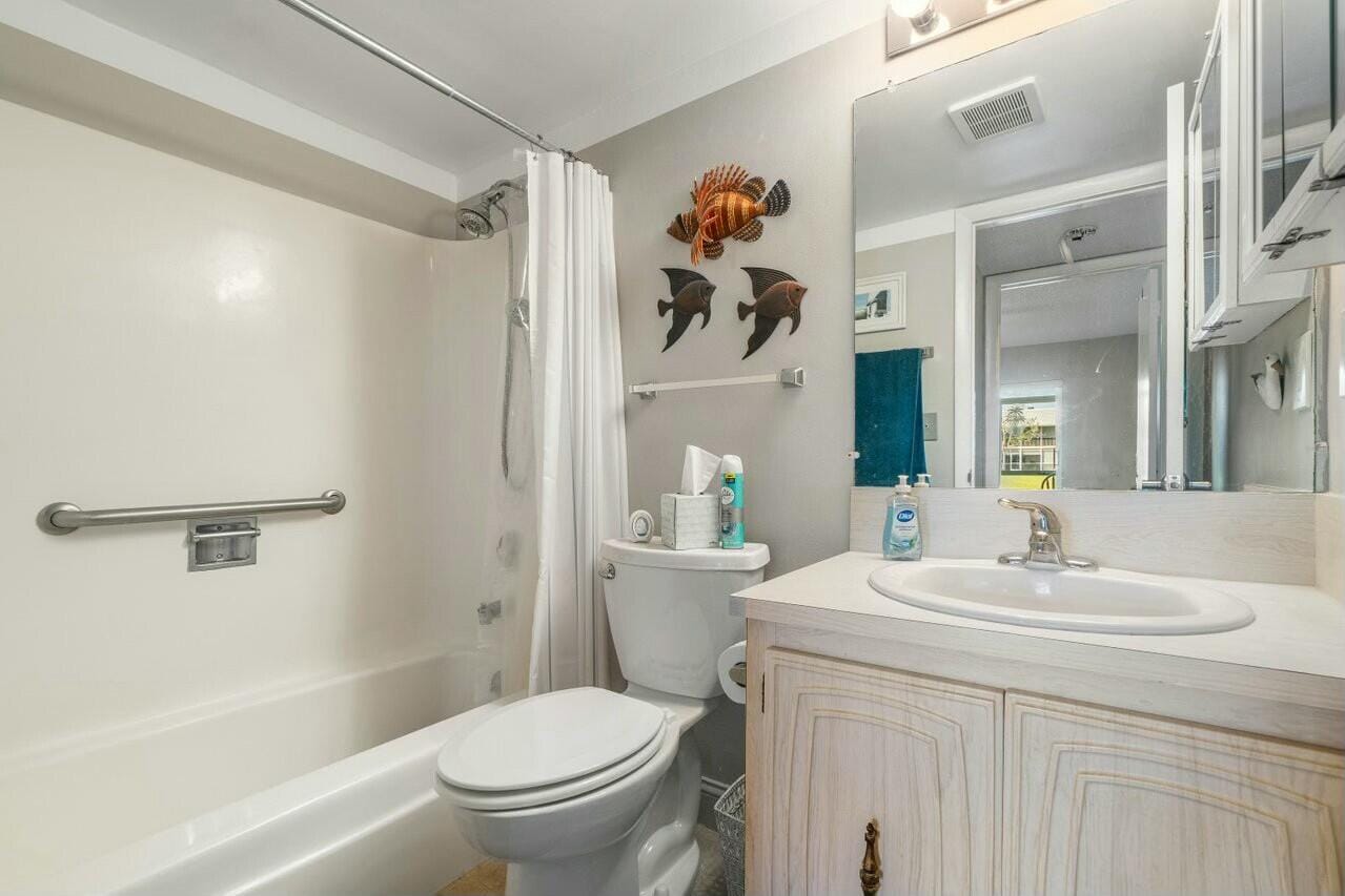 18081 SE Country Club Drive 43, Tequesta, FL 33469 photo 16