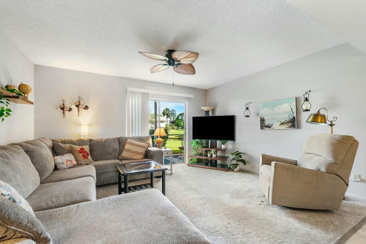 18081 SE Country Club Drive 43 — photo 3
