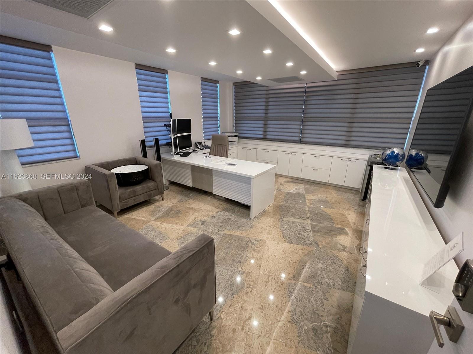 3800 S Ocean Drive 212 — photo 2