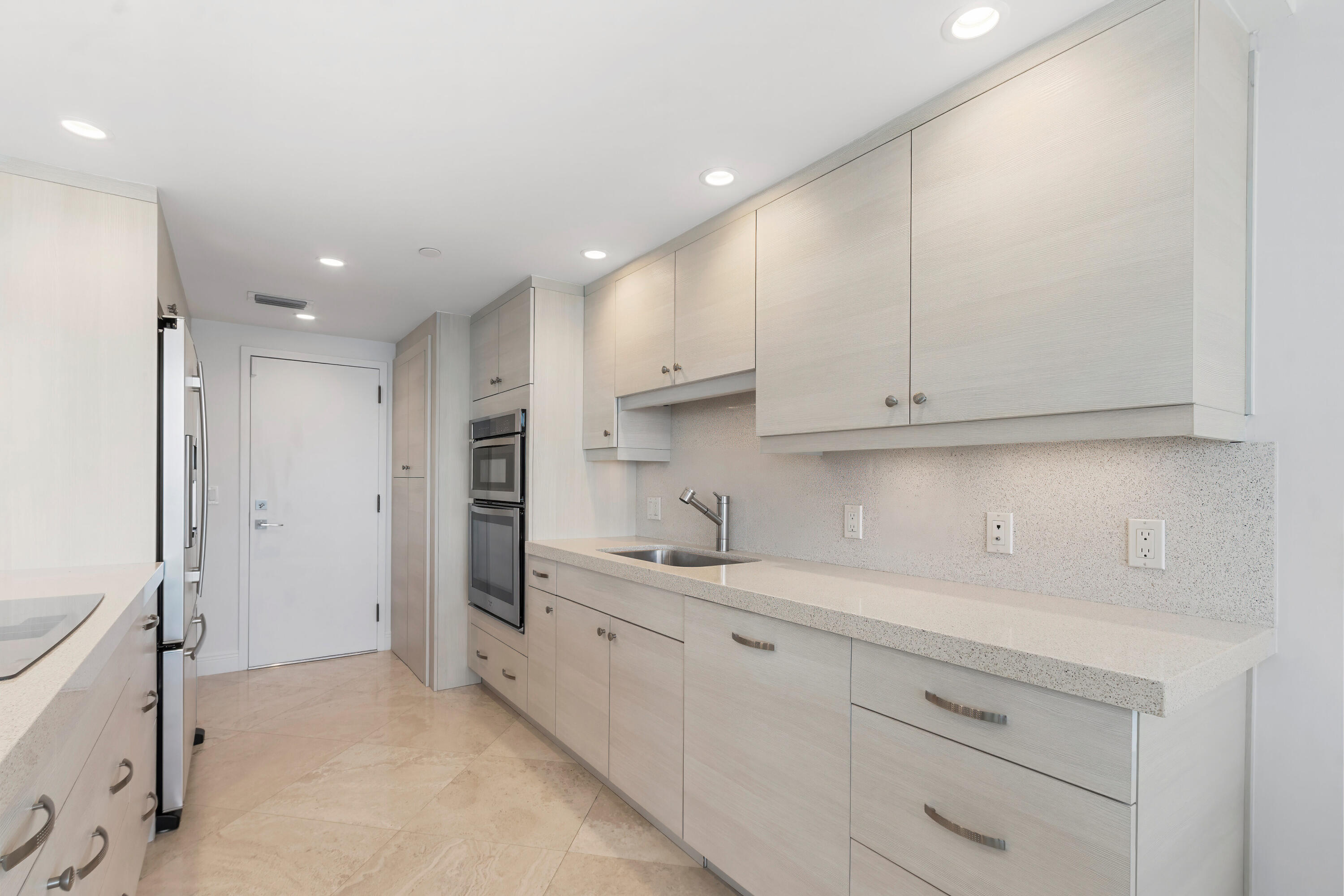 250 S Ocean 4e Boulevard 4-e — photo 12