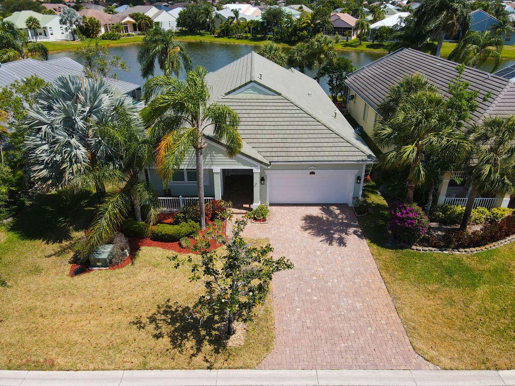 116 NW Willow Grove Avenue, Port St. Lucie, FL 34986 photo 11