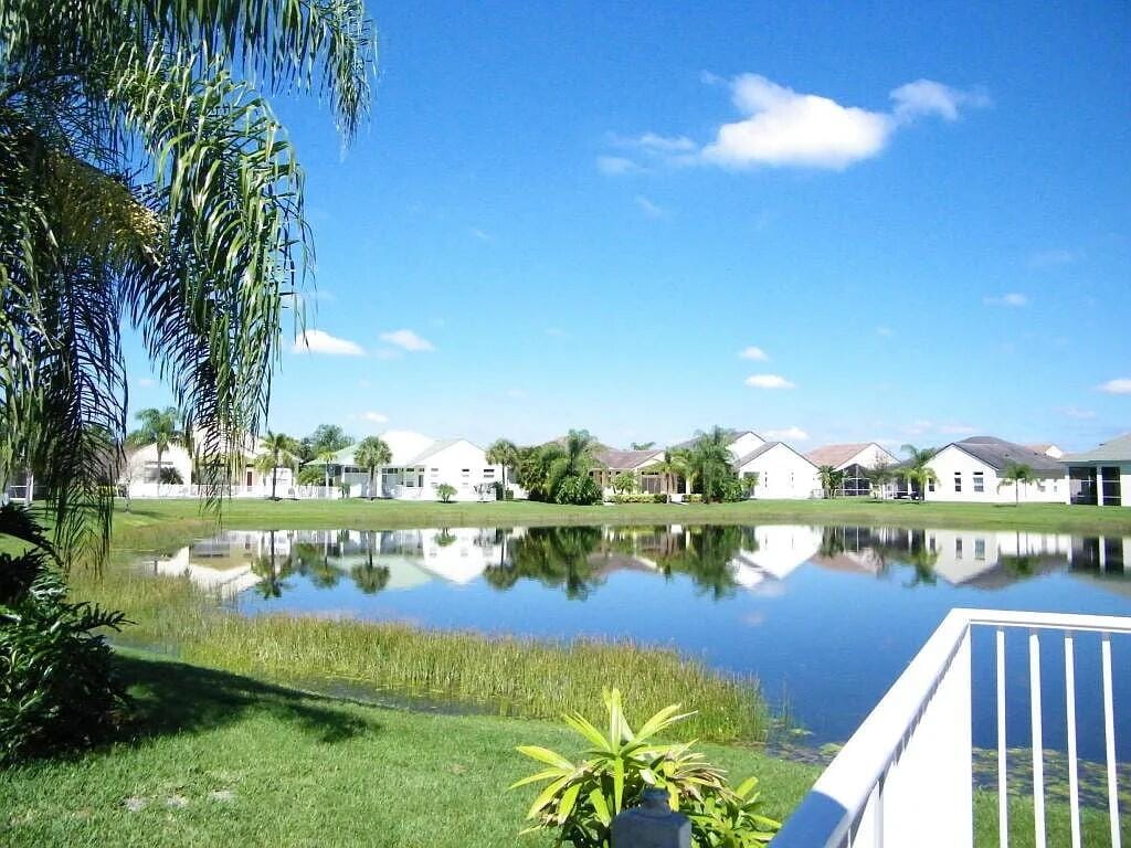 116 NW Willow Grove Avenue, Port St. Lucie, FL 34986 photo 5
