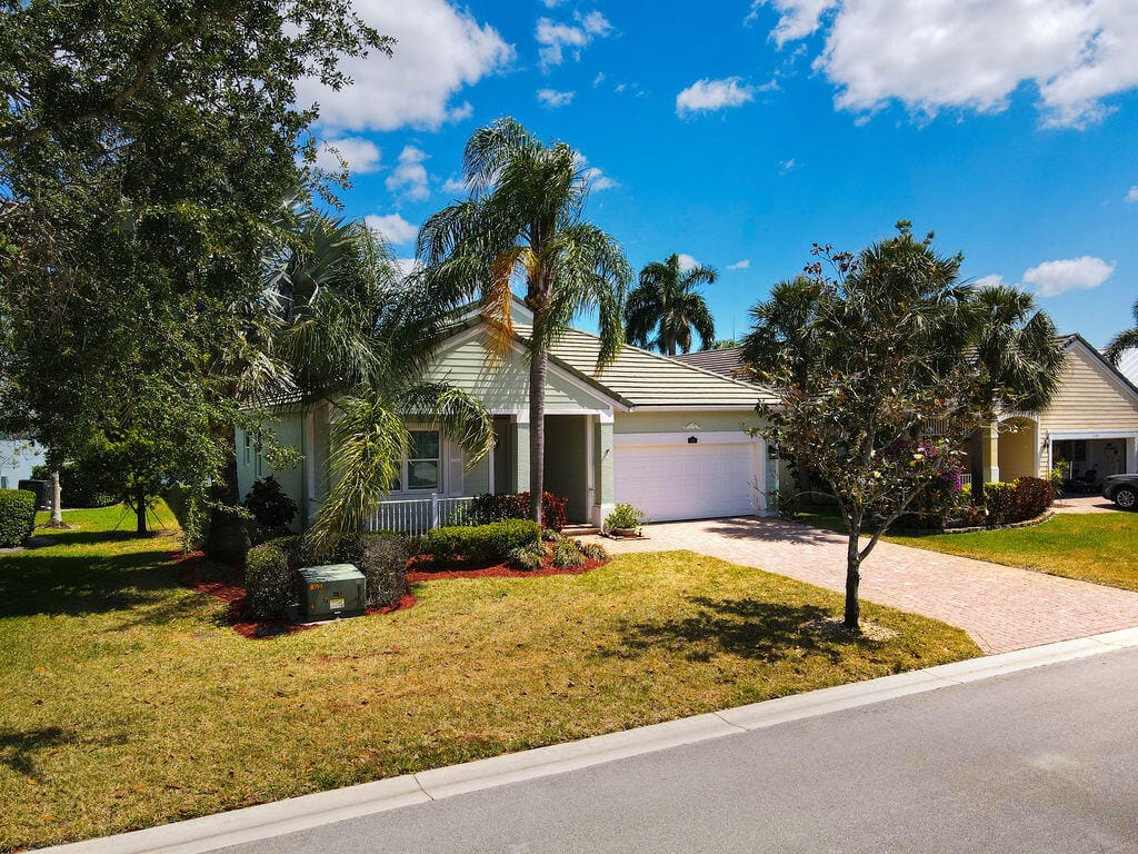 116 NW Willow Grove Avenue, Port St. Lucie, FL 34986 photo 9