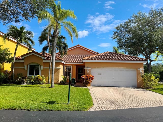 1585 S Trafalgar Circle, sold in The Homes at East Lake, Hollywood, FL
