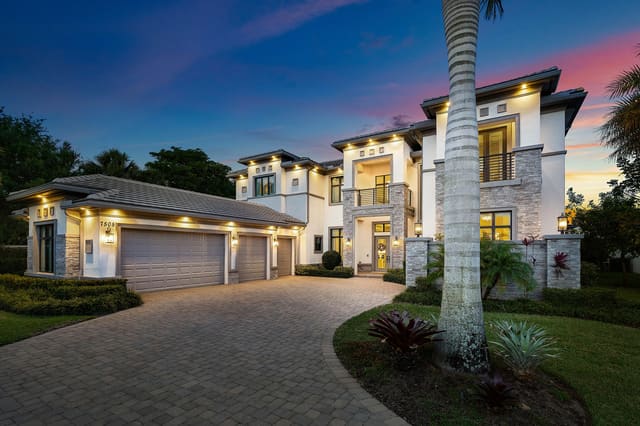 7505 NW 27th Avenue, Boca Raton, FL 33496
