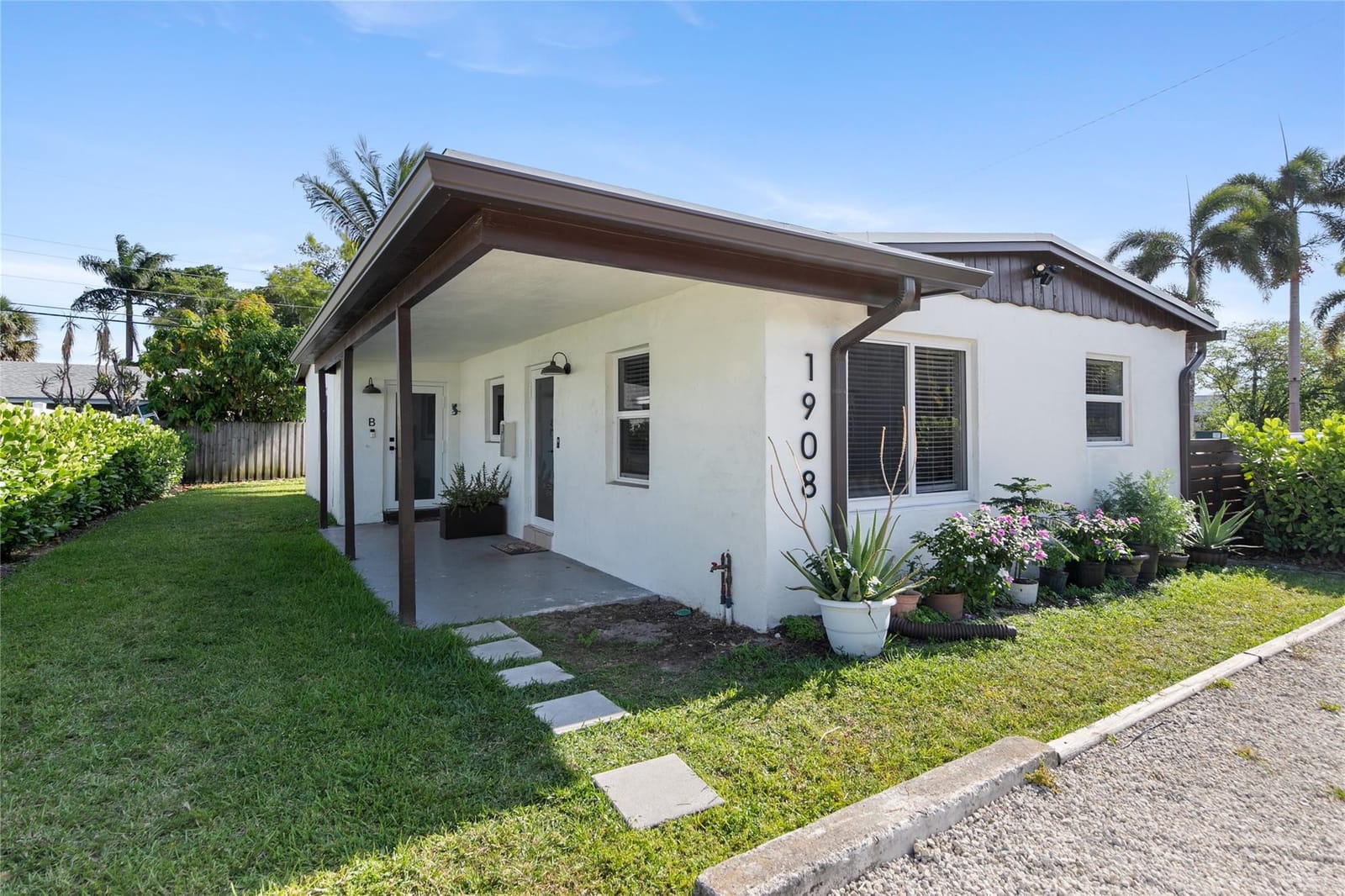 1908 SW 28th Street, Fort Lauderdale, FL 33315