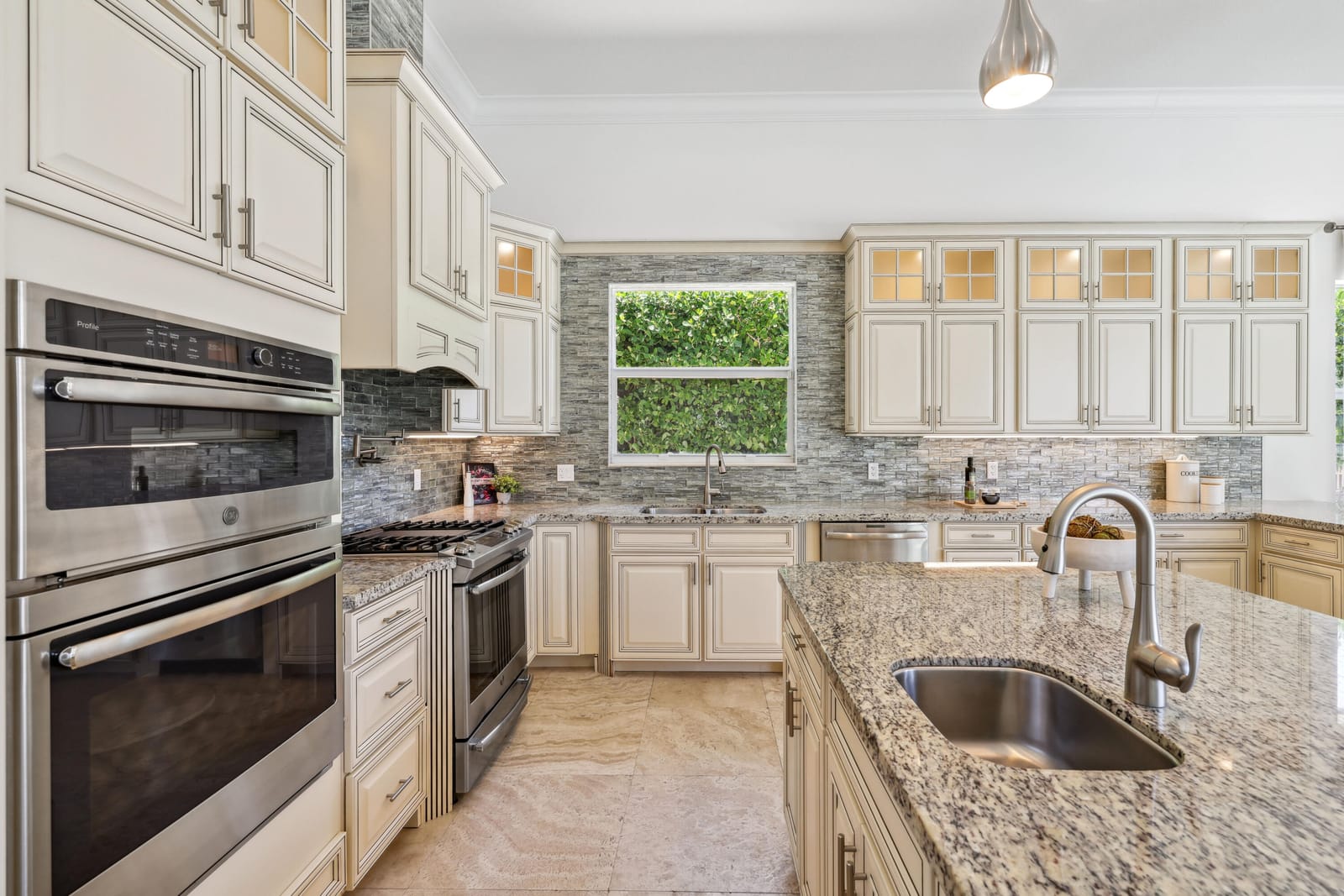 1030 Rhodes Villa Avenue, Delray Beach, FL 33483 photo 15