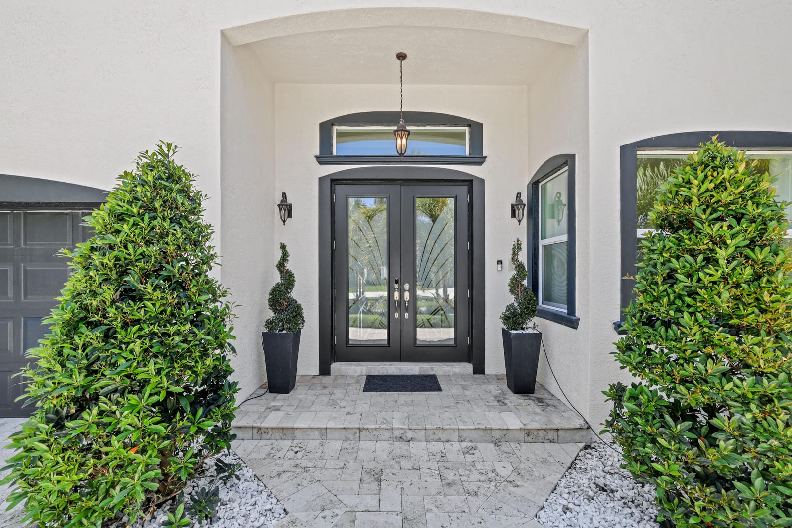 1030 Rhodes Villa Avenue — photo 3