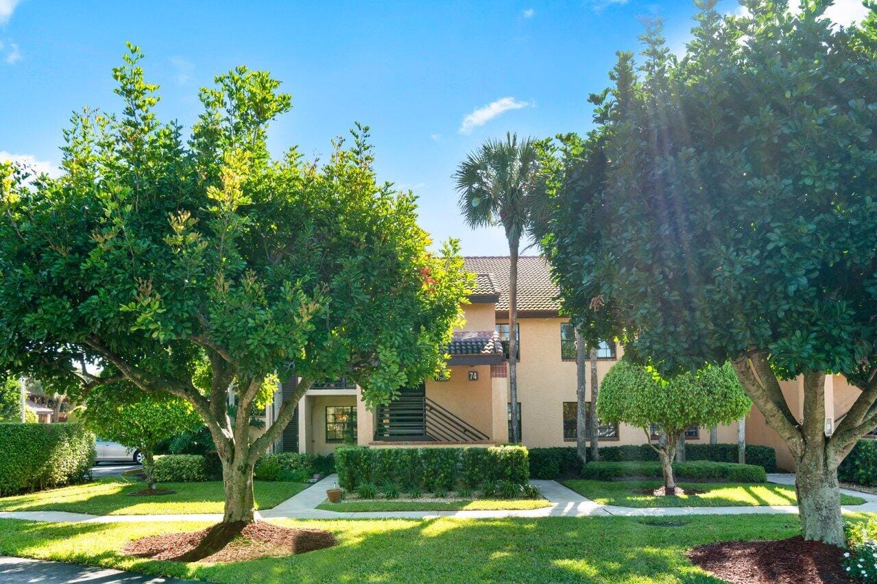 11260 Aspen Glen Drive 101, Boynton Beach, FL 33437 photo 4