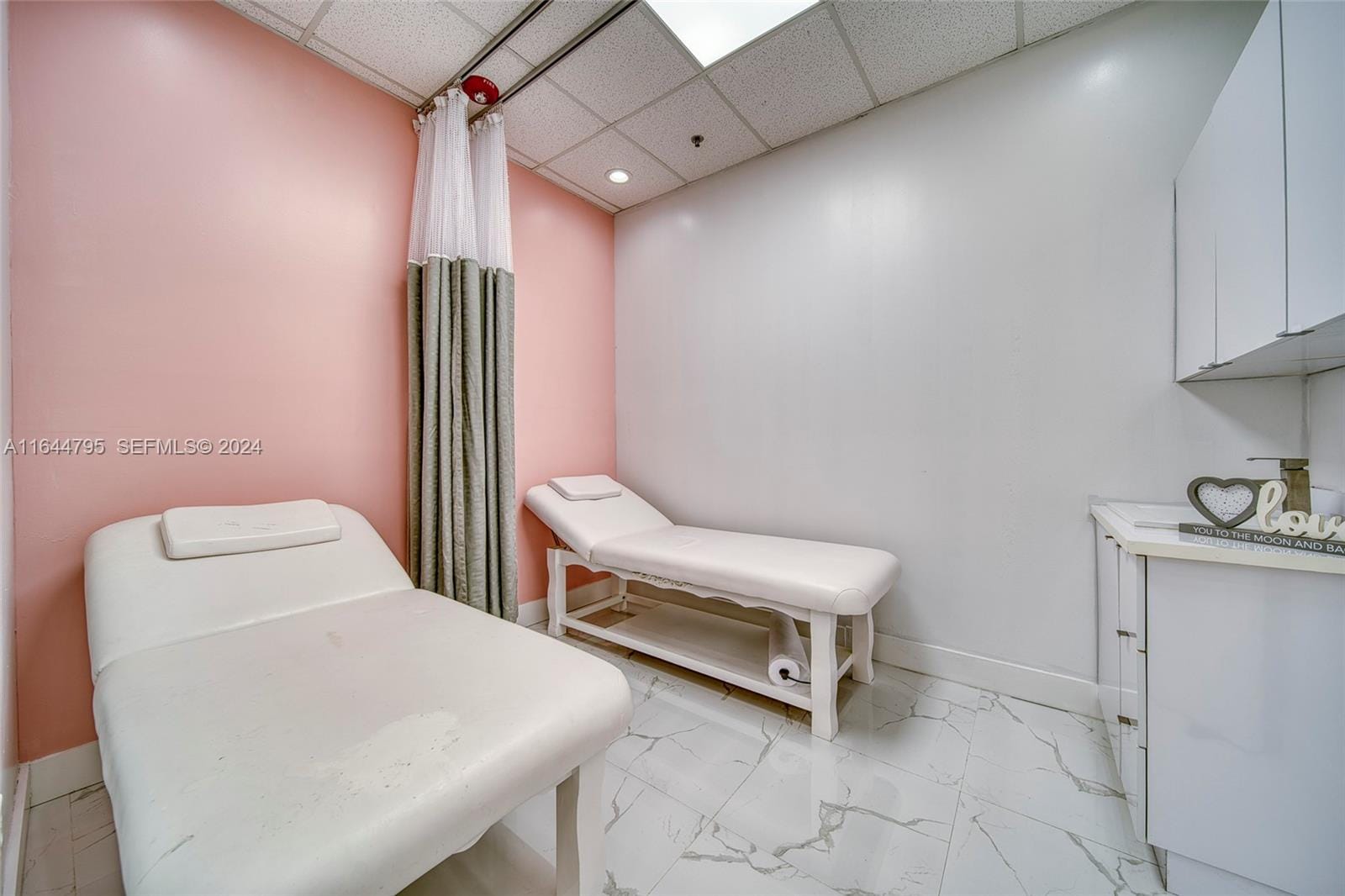 Full-Service Beauty Salon For Sale In Pinecrest, Miami, FL 33156 photo 13