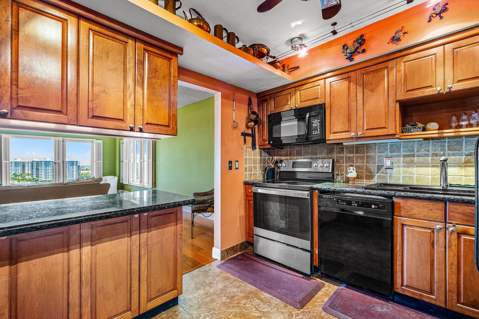 555 SE 6th Avenue 11g, Delray Beach, FL 33483 photo 19