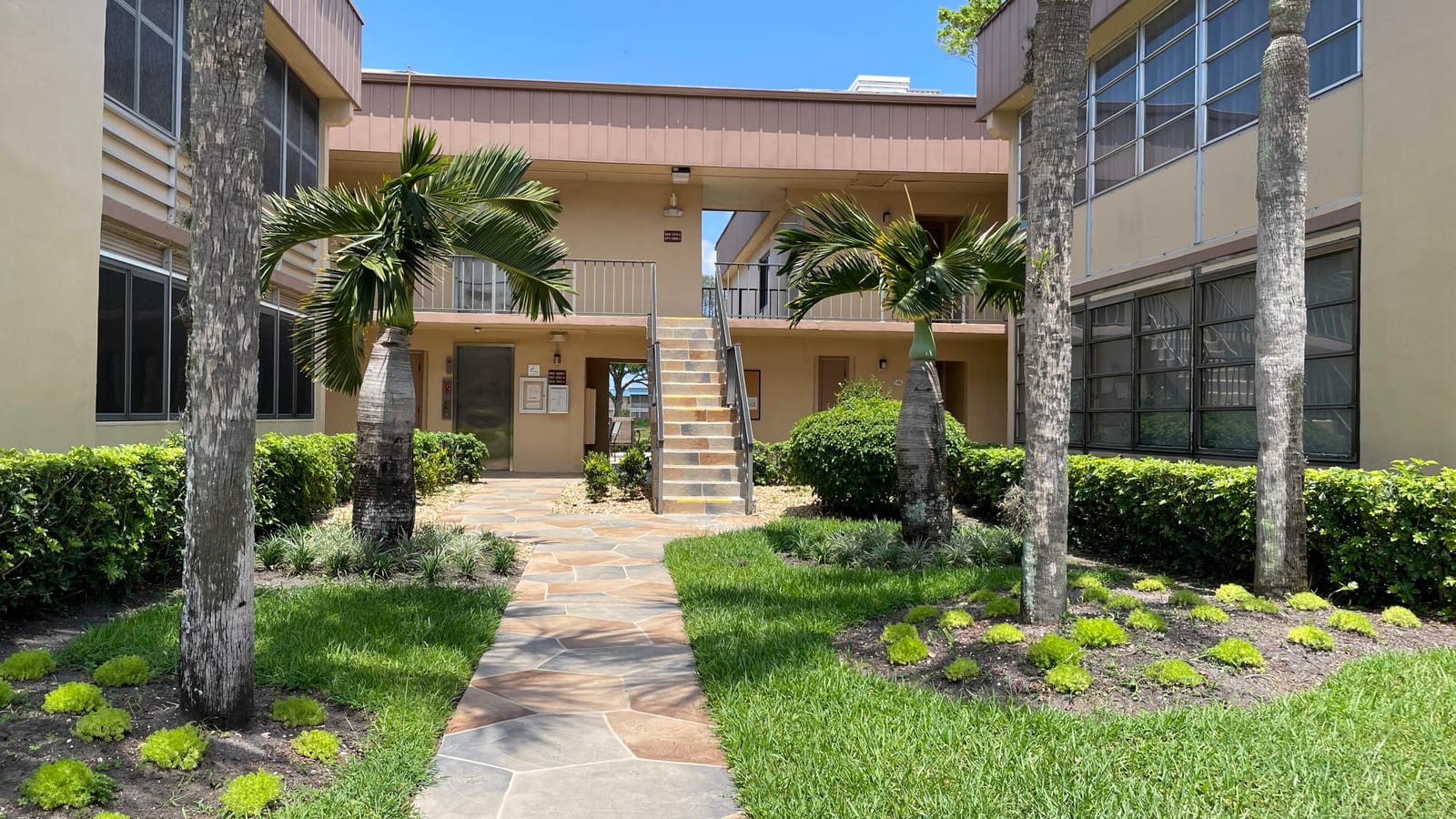 249 Capri F, Delray Beach, FL 33484