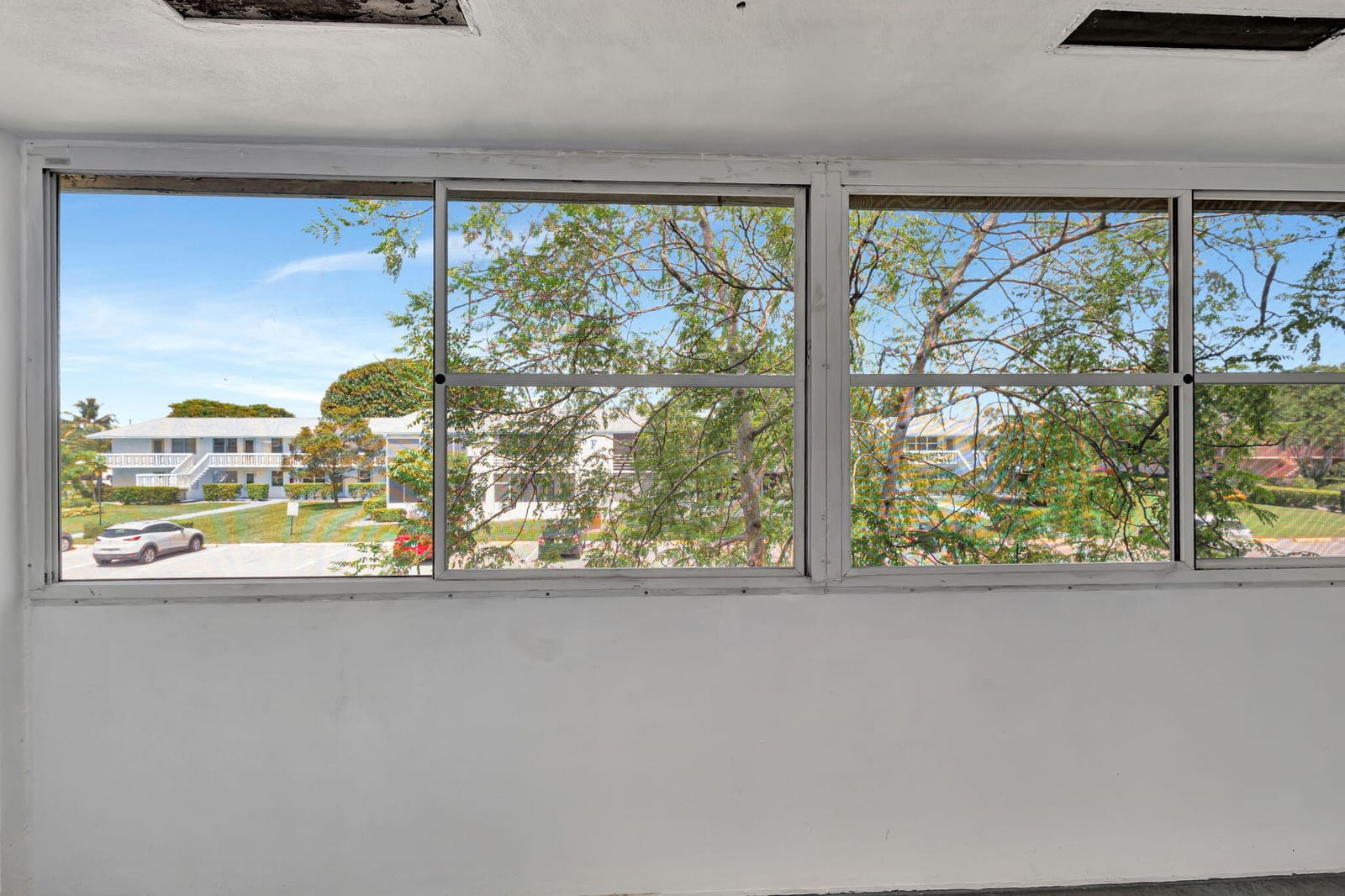 110 Dorchester E, West Palm Beach, FL 33417 photo 16