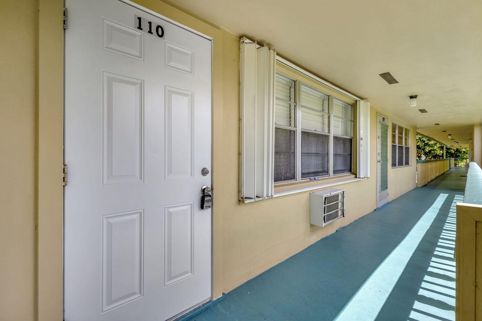 110 Dorchester E, West Palm Beach, FL 33417 photo 20