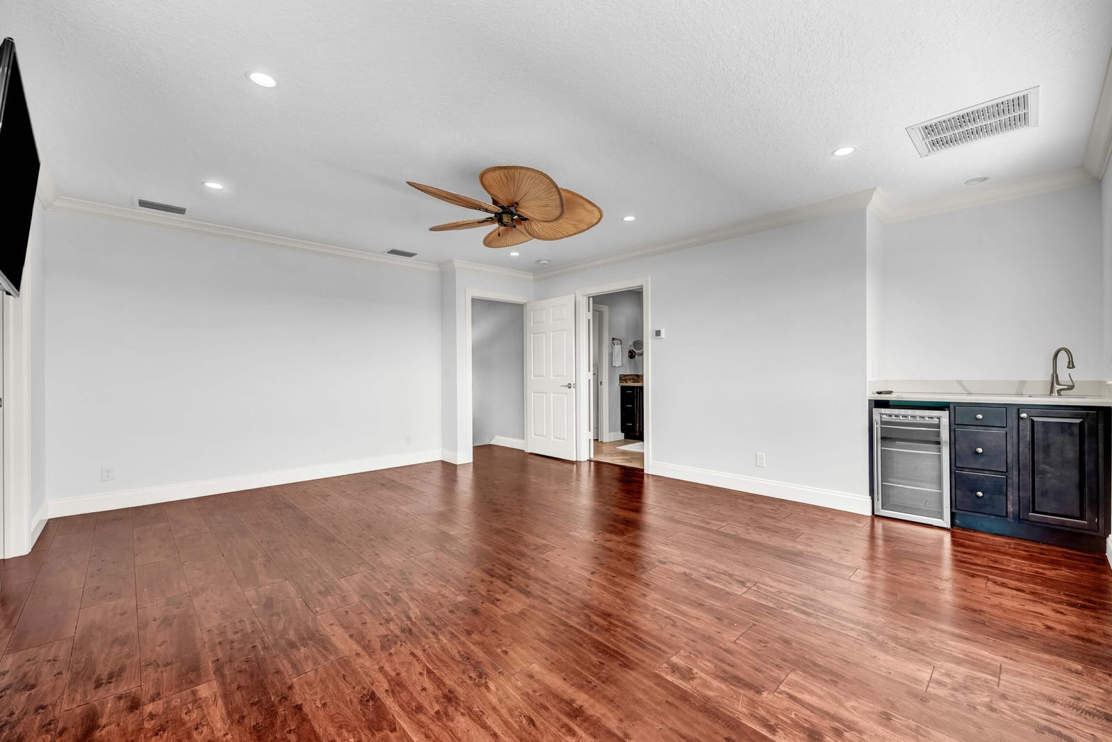 125 Intracoastal Circle — photo 8