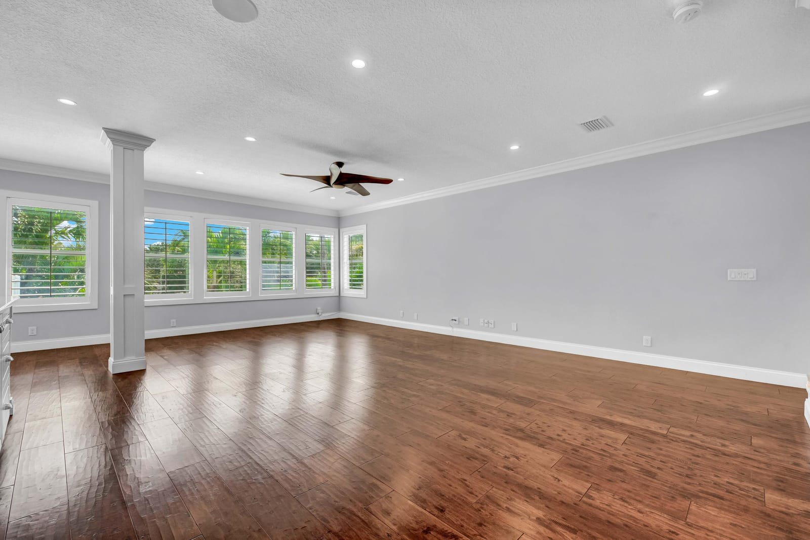 125 Intracoastal Circle — photo 9