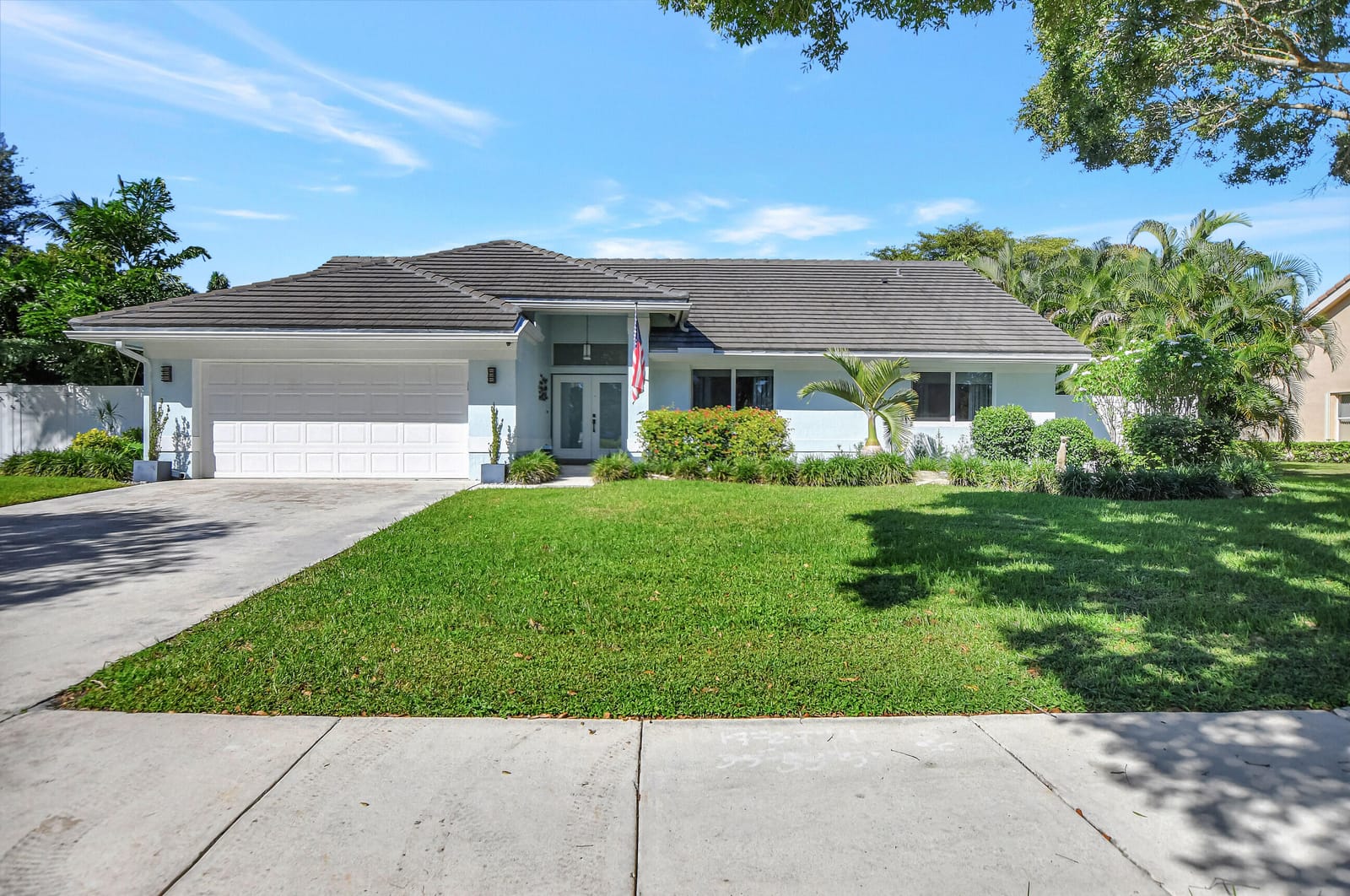 2951 San Remo Way — photo 3