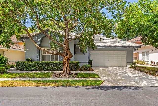 7741 Highlands Circle, sold in Holiday Spgs Village Sec, Margate, FL