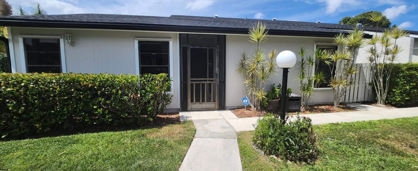 4389 Willow Pond Circle, West Palm Beach, FL 33417 photo 2