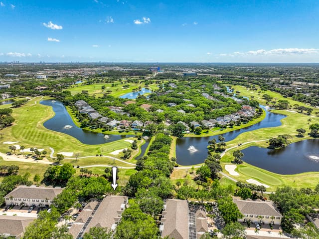 114 Radcliffe Court, sold in Charleston Court At Abacoa, Jupiter, FL
