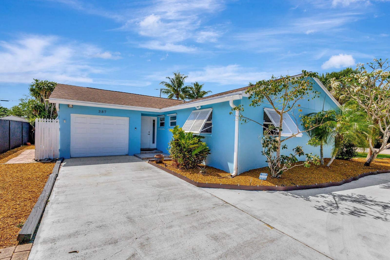 387 Yvonne Drive, West Palm Beach, FL 33406